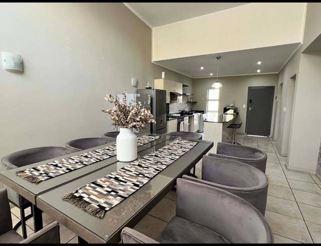 2 BEDROOM PROPERTY TO RENT IN HURLINGHAM MANOR